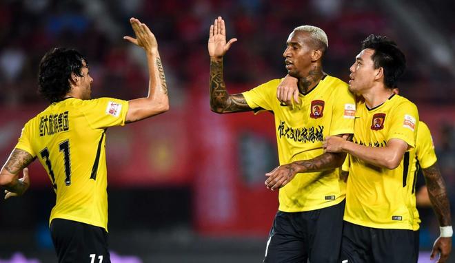 星空体育-广州恒大连克石家庄永昌,再次登上积分榜首