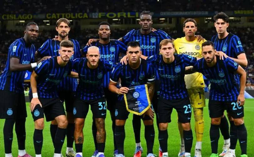 星空体育官网-国际米兰后防线犯错，被对手反超比分